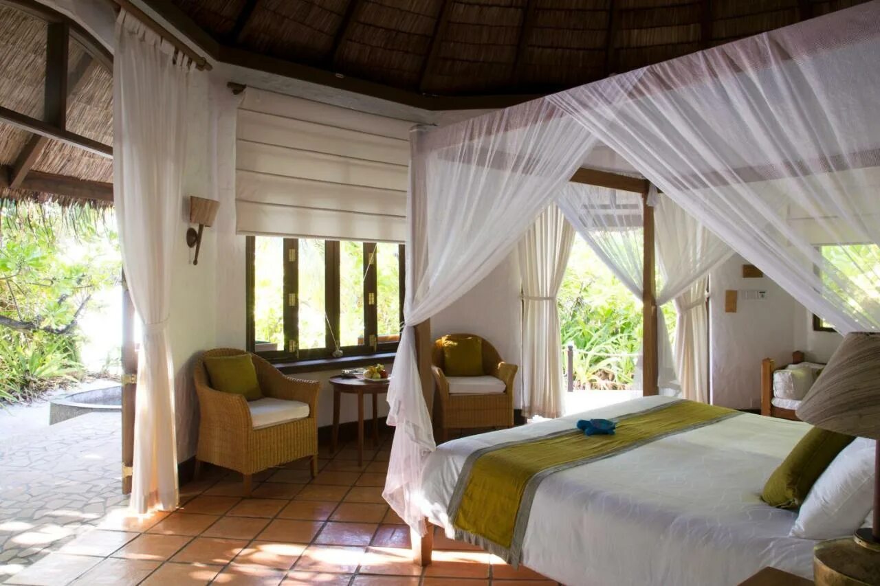Coco мальдивы. Coco palm мальдивы. coco palm dhuni kolhu 4 баа атолл. coco palm dhuni kolhu 5*. coco palm dhuni kolhu beach villa.