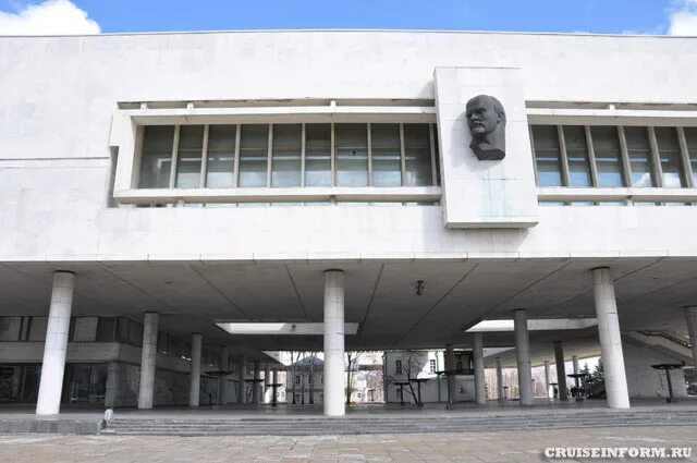 Lenin Memorial - актуальные выставки, фото экспонатов в хорошем качестве, коллек