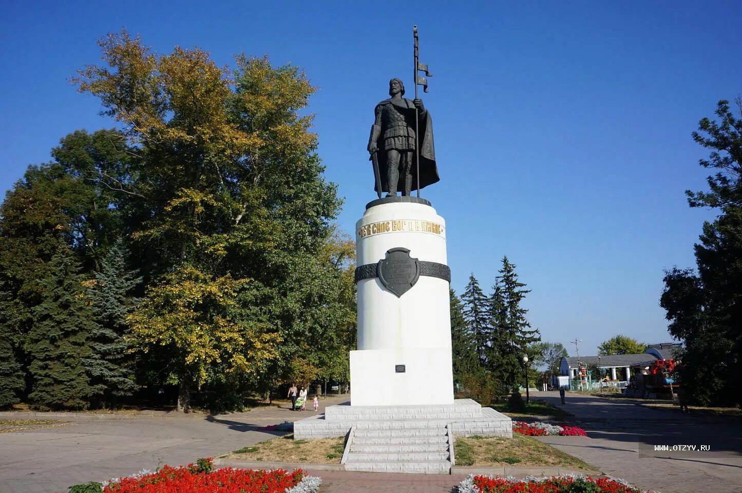 П курск. Курск монумент. памятники в г курске. памятники города курска. свиридов памятник в курске.