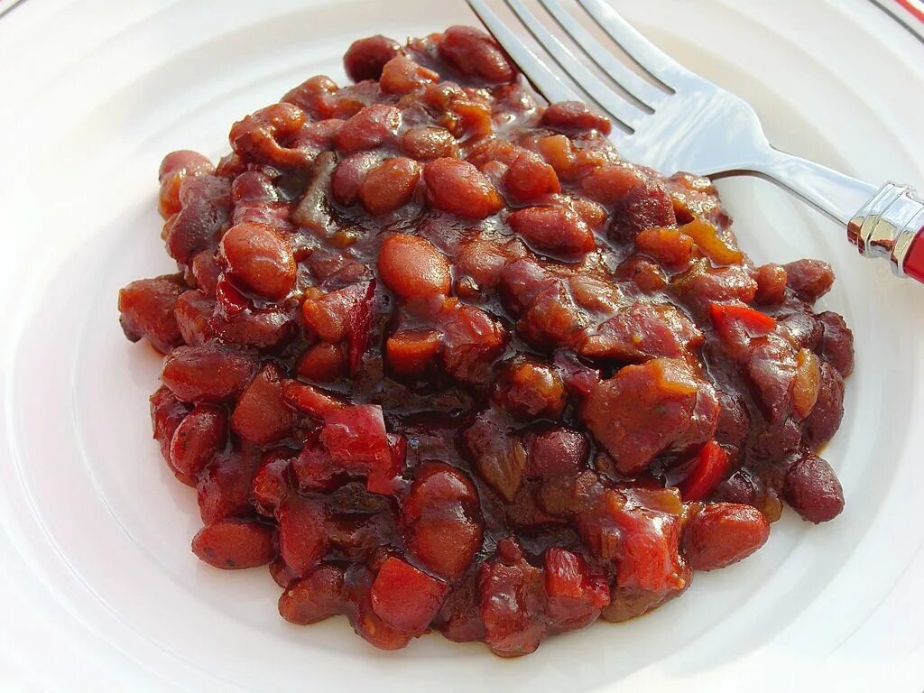 Вкусная фасоль рецепты с фото. Приготовить фасоль красную. Гарнир из фасоли красной. Красная фасоль гарнир. Гарнир из фасоли консервированной.