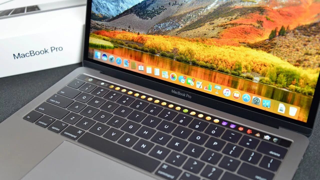 Купить macbook pro в touchtime. Apple MACBOOK Pro 13 Touch Bar. MACBOOK Pro 13 Retina Touch Bar 2017. MACBOOK Pro 2017 Touch Bar. MACBOOK Pro 13 2017 Touchbar.