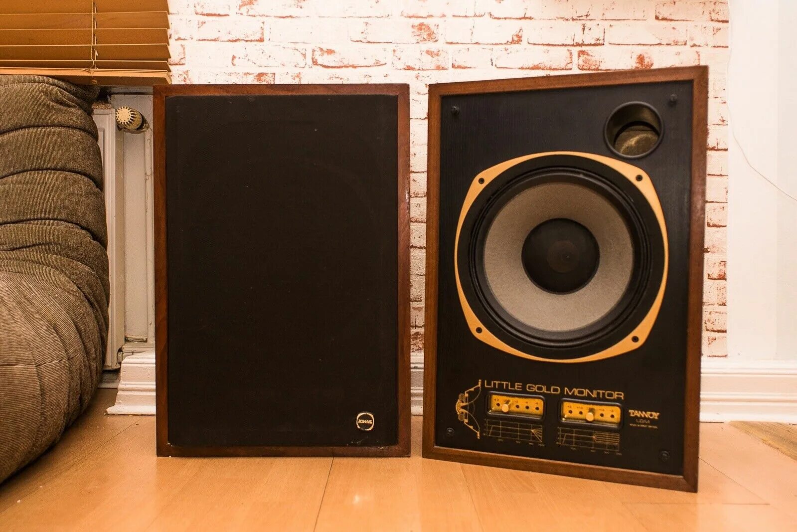 Tannoy Monitor Gold 10. Tannoy little Gold Monitor. Tannoy Monitor Gold 12. Tannoy super Gold Monitor 15.