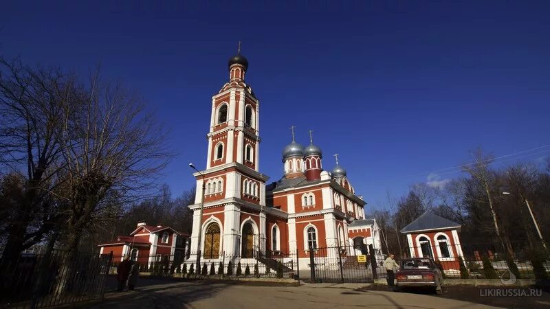 всехсвятский храм шаховская. никольский храм серпухов. всехсвятский храм серпухов. всехсвятское кладбище церковь. всехсвятский храм серпухов.