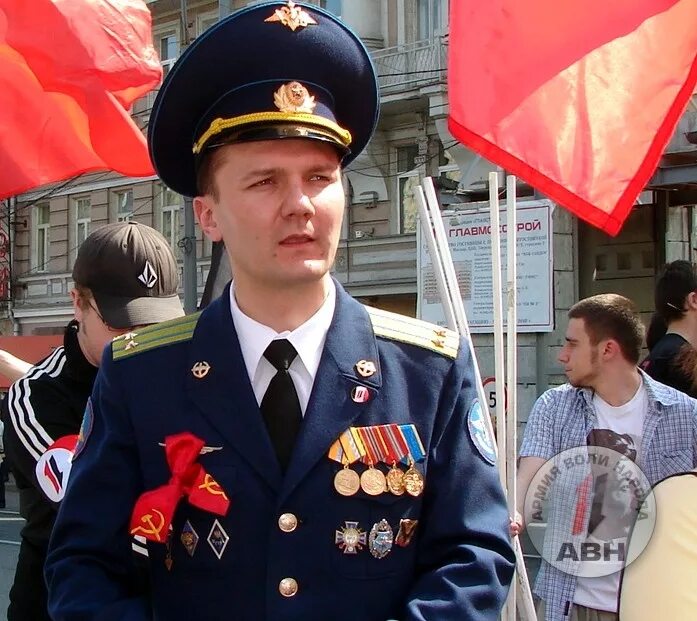 С какой стороны фотографии