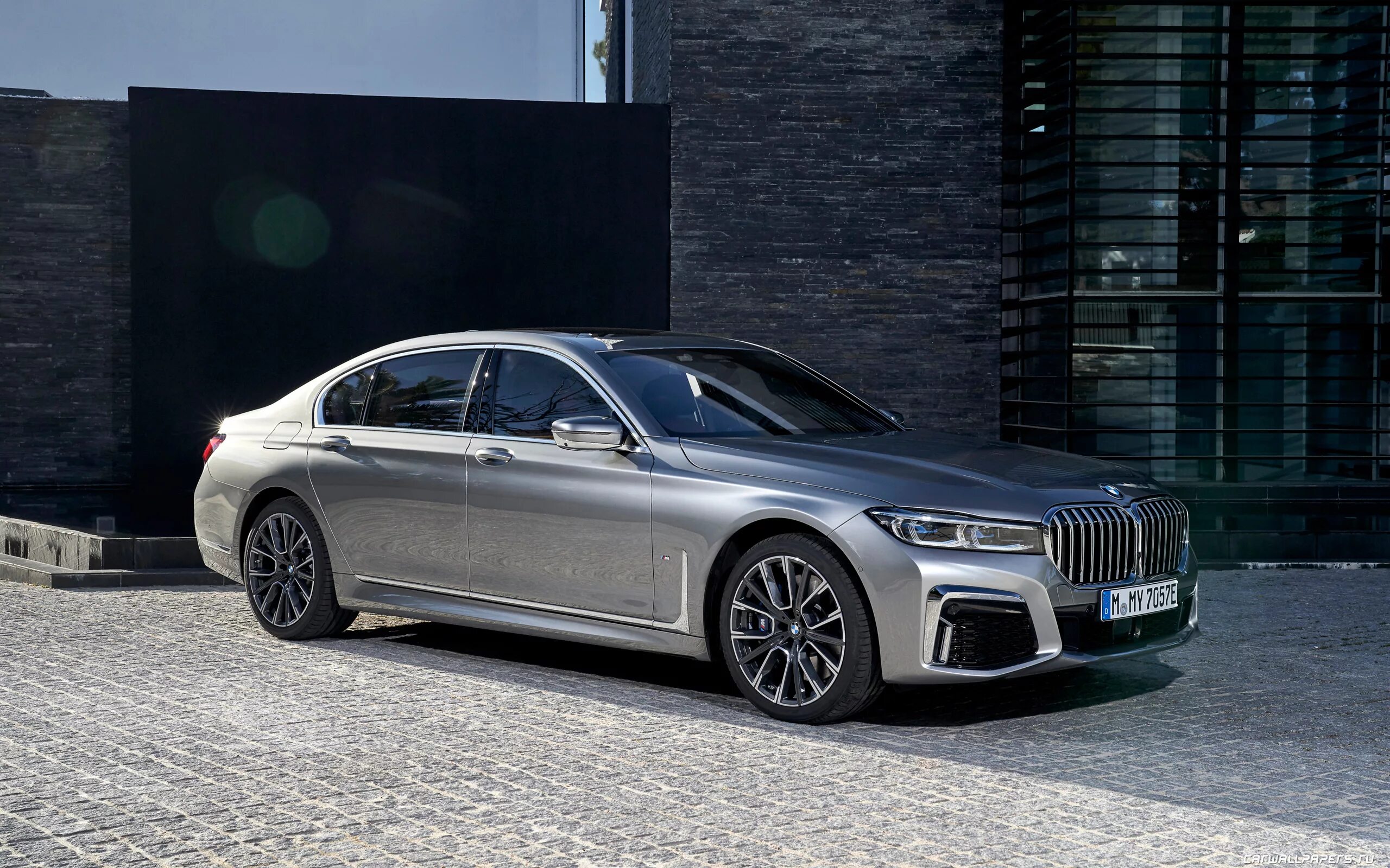 20 июля 2019 года. BMW 745le. BMW m750li. BMW 7 g12. BMW 7 g12 Grey.