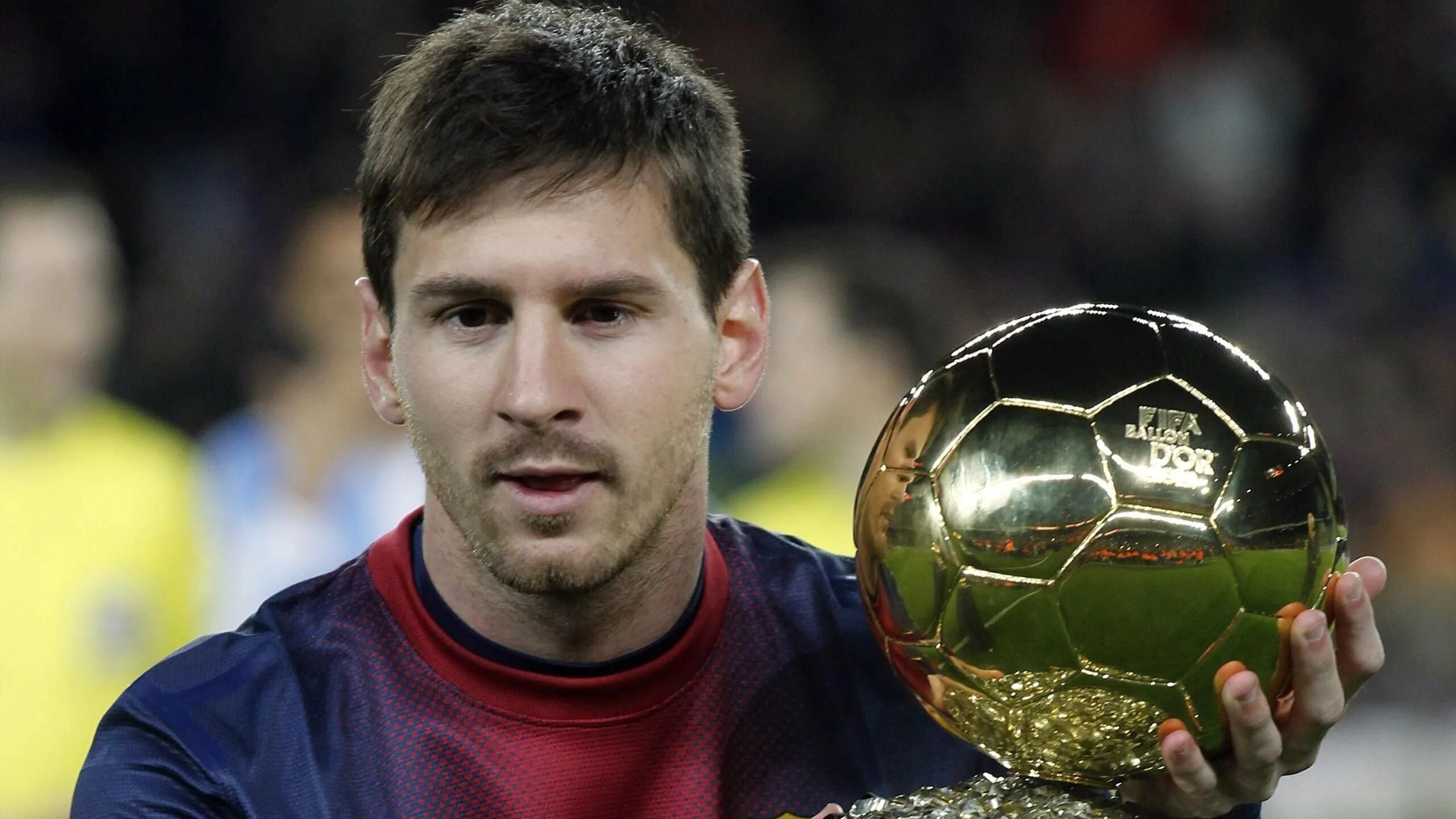 Фото футболистов. Messi. Leonel Messi.. Линел Мейсей футболист. Лео Месси 2013.