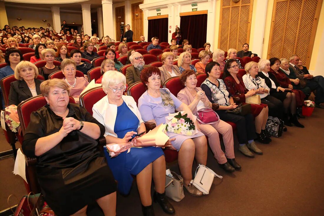 Сайт ркл горно алтайска. Республиканский классический лицей Республики Алтай. Республиканский классический лицей в Горно Алтайске. РКЛ Горно-Алтайск.