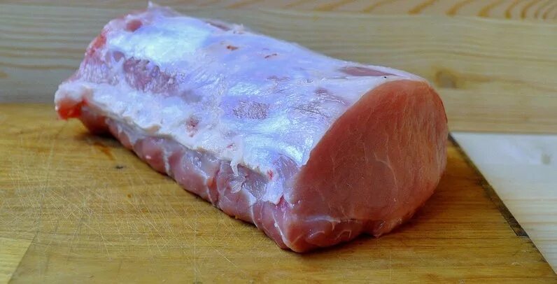 Свиной кусок. Что такое свиная корейка и карбонат. корейка свиная без кости. карбонат свиной зачищенный.