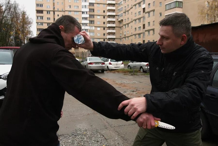 Защита от нападения с ножом. Самооборона защита от ножа. Самооборона и нападение.