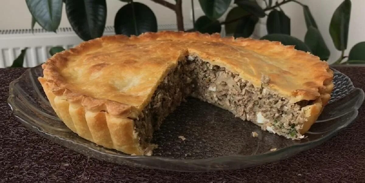 Как приготовить пирог с мясом в духовке. Ольга матвей пирог с мясом. пирог с мясом в духовке. мясной пирог с фаршем в духовке. песочный пирог с мясом.