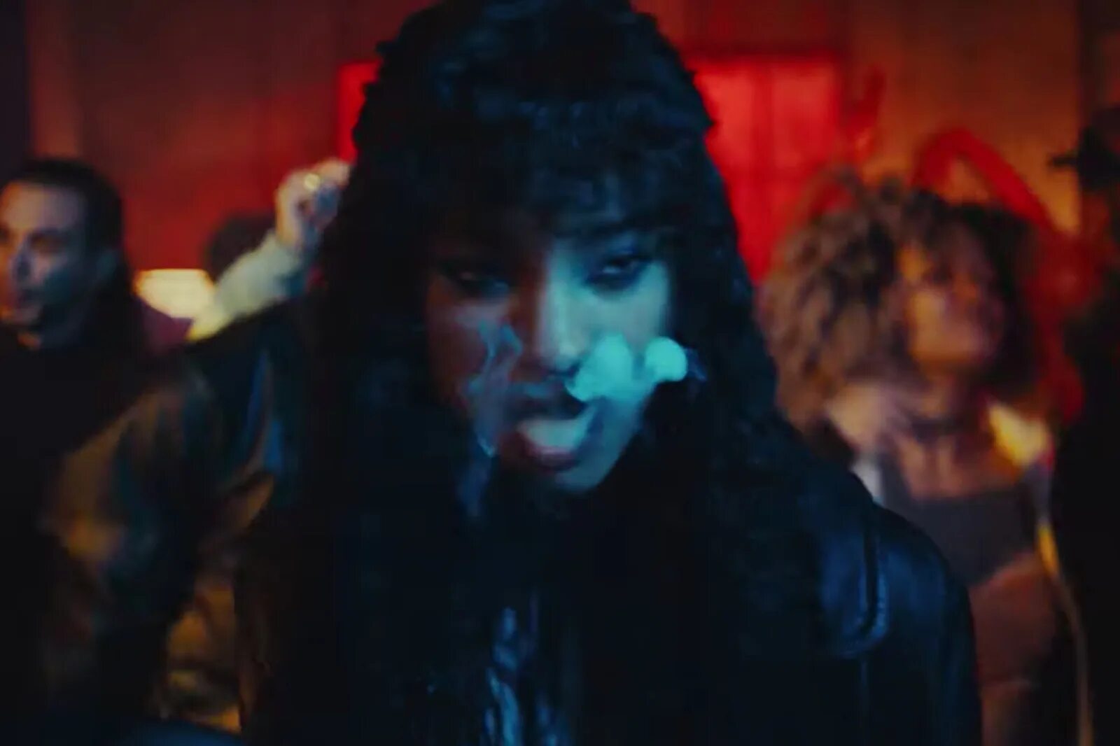 Латиноамерикие соул певицы 2020. Yvbo проект душа клип. Nel рэпер фото. Дорофеева горит 1080. Soul клип.