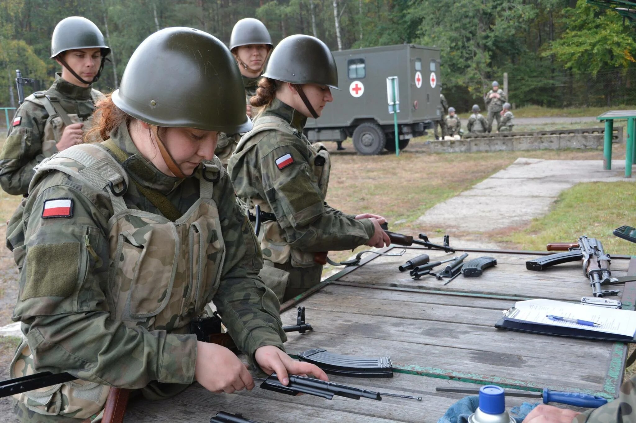Танкисты польши нато. Российско белорусские учения запад 2021. Польские войска 2022. Места нападения на россию. Польша претендует на калининград.