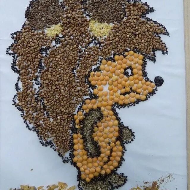 Ежик из гречки