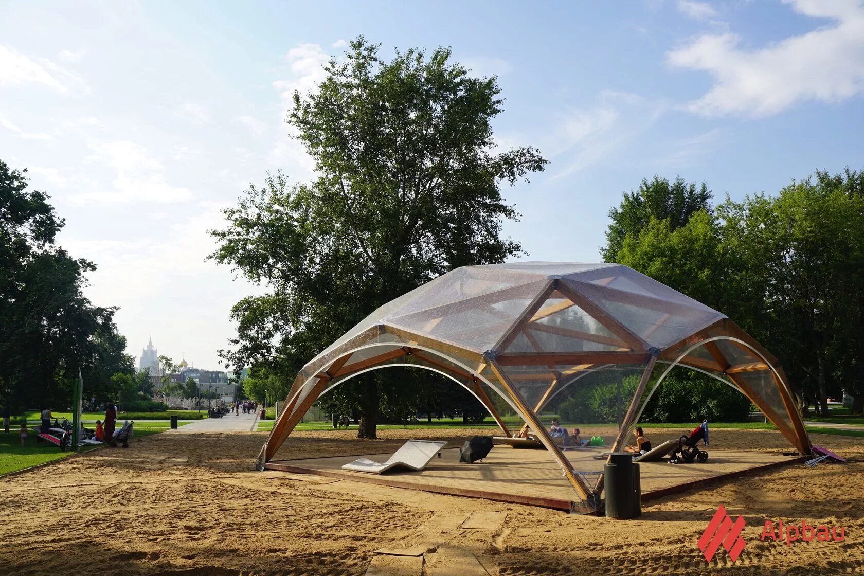 Купол alpbau квадросфера. Квадросфера. Квадросфера альпбау. Деревянный шатер alpbau квадросфера. Квадросфера.