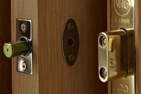Замок doors
