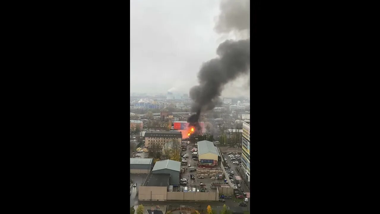 Что горит в москве сейчас 1 час. Пожар в москве сейчас 1 час назад. пожар в москве 1634. пожар в москве сейчас час назад. пожар в москве сейчас текстильщики.