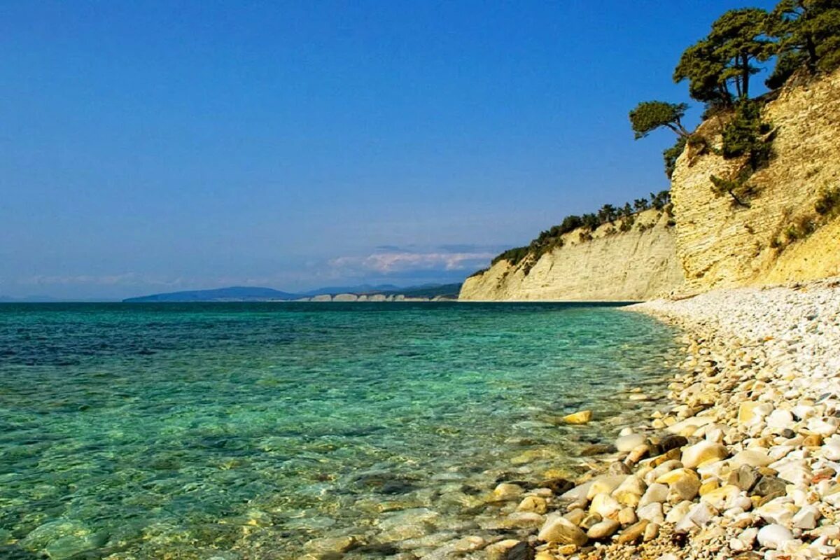 Лучшее побережье черного моря. Голубая бухта в Геленджике. Голубая бухта Джанхот.