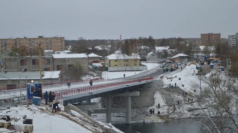 Серпухов мосты. Мост через нару в Серпухове. Варгинский мост в Серпухове. Новый мост Серпухов. Мост через речку Нара Серпухов.