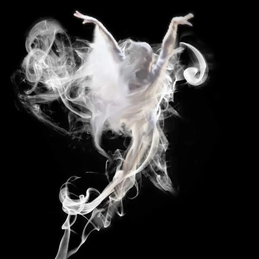 Smoke из мортал комбат. Персонаж дым. Дым арт. Женский силуэт из дыма. Дым арт r.
