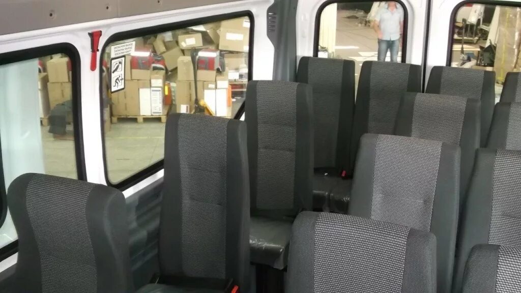 мерседес спринтер вип 16 мест. мерседес спринтер 20 местный. автобус 10 местный. мерседес бенц виано новый. автобус симаз ульяновск.