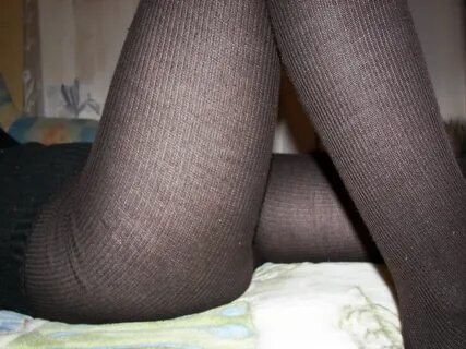 Колготки киген жалаңаш бал бишілерінің суреттері