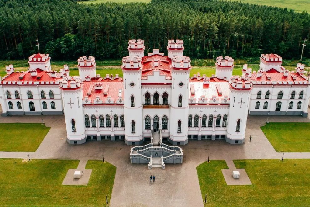 Коссовский дворец Беларусь. Дворец Пусловских в Коссово Беларусь. Замок в Коссово дворец Пусловских. Дворец Пусловских Коссово, Ивацевичский район.