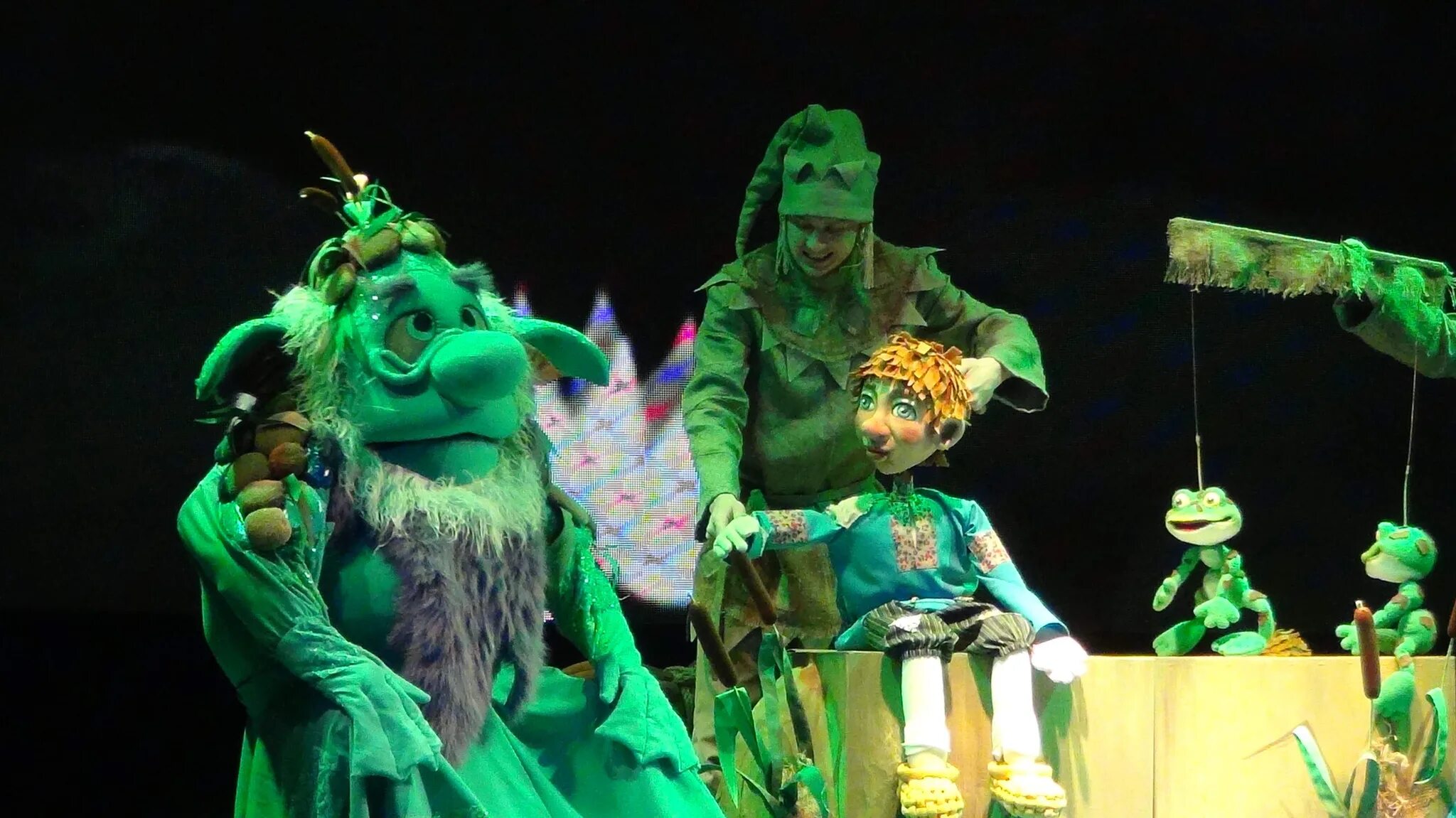 реклама театра кукол. липецкий кукольный театр липецк зал. кукольный липецк афиша. липецкая ярмарка театр кукол. кукольный театр липецк.