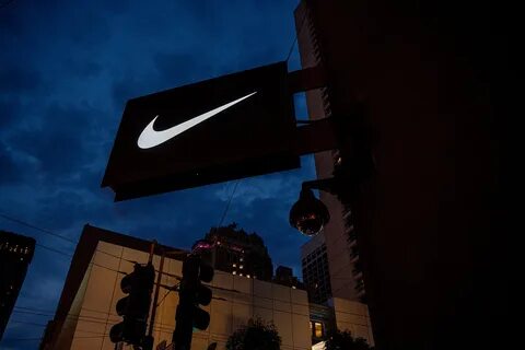 Nike exec caught getting oral