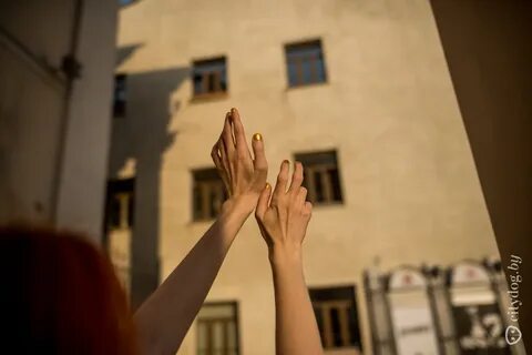 Небинарная персона