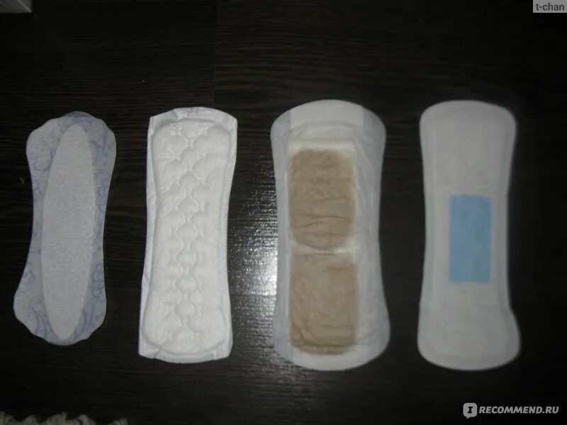 Прокладки женские. Прокладка с менструацией. Прокладки ежедневки для месячных. Сколько прокладок нужно менять в день
