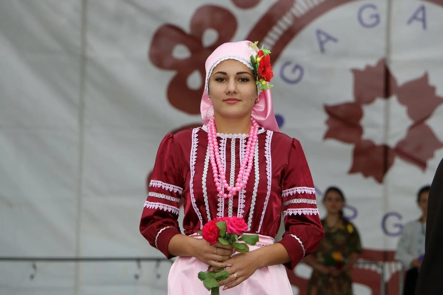 Гагаузы происхождение что за нация. Нация Гагауз. Гагаузия гагаузы. Народности Молдавии гагаузы. Национальный костюм гагаузов.