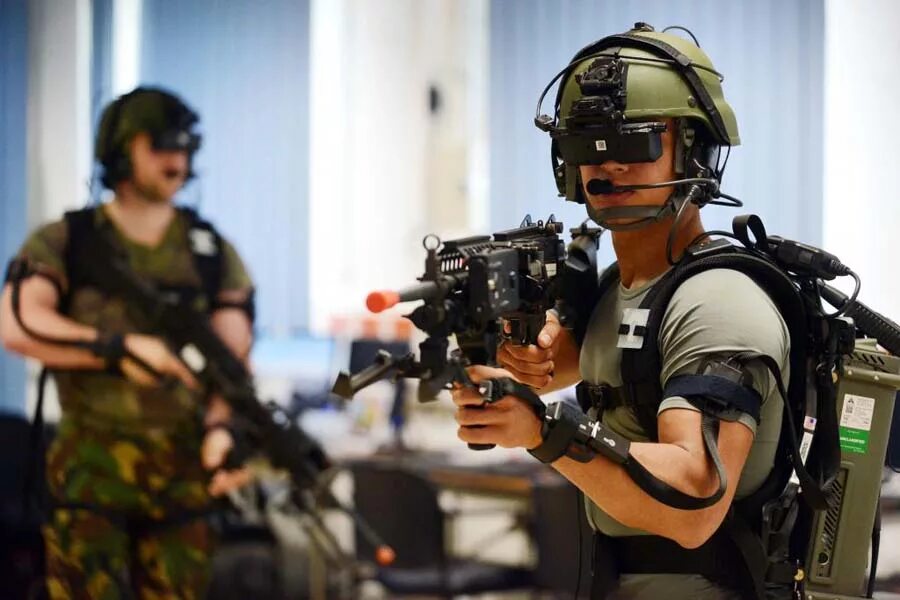 Военное д. Виртуальная реальность военные. Виртуальная реальность в военной сфере. VR В военной промышленности. Военные технологии США.