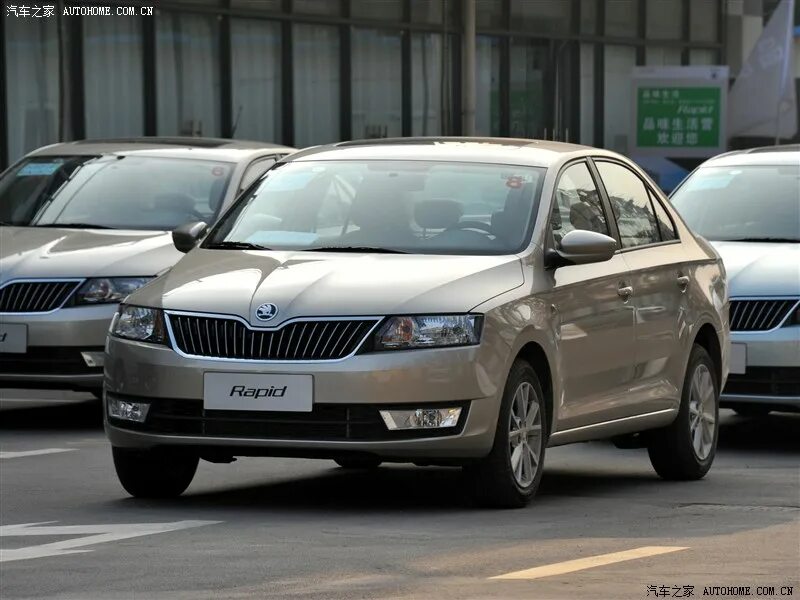 Китайская octavia. Китайская шкода рапид. шкода рапид для китайского рынка. skoda rapid в китае.