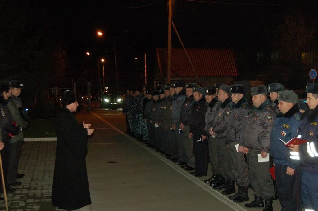 Ул чехова полиция. Строевой смотр милиции. Строевой смотр полиции Великий Новгород. 6 Апреля 2023 строевой смотр полиции Самара. Чеховская милиция 2004 г.