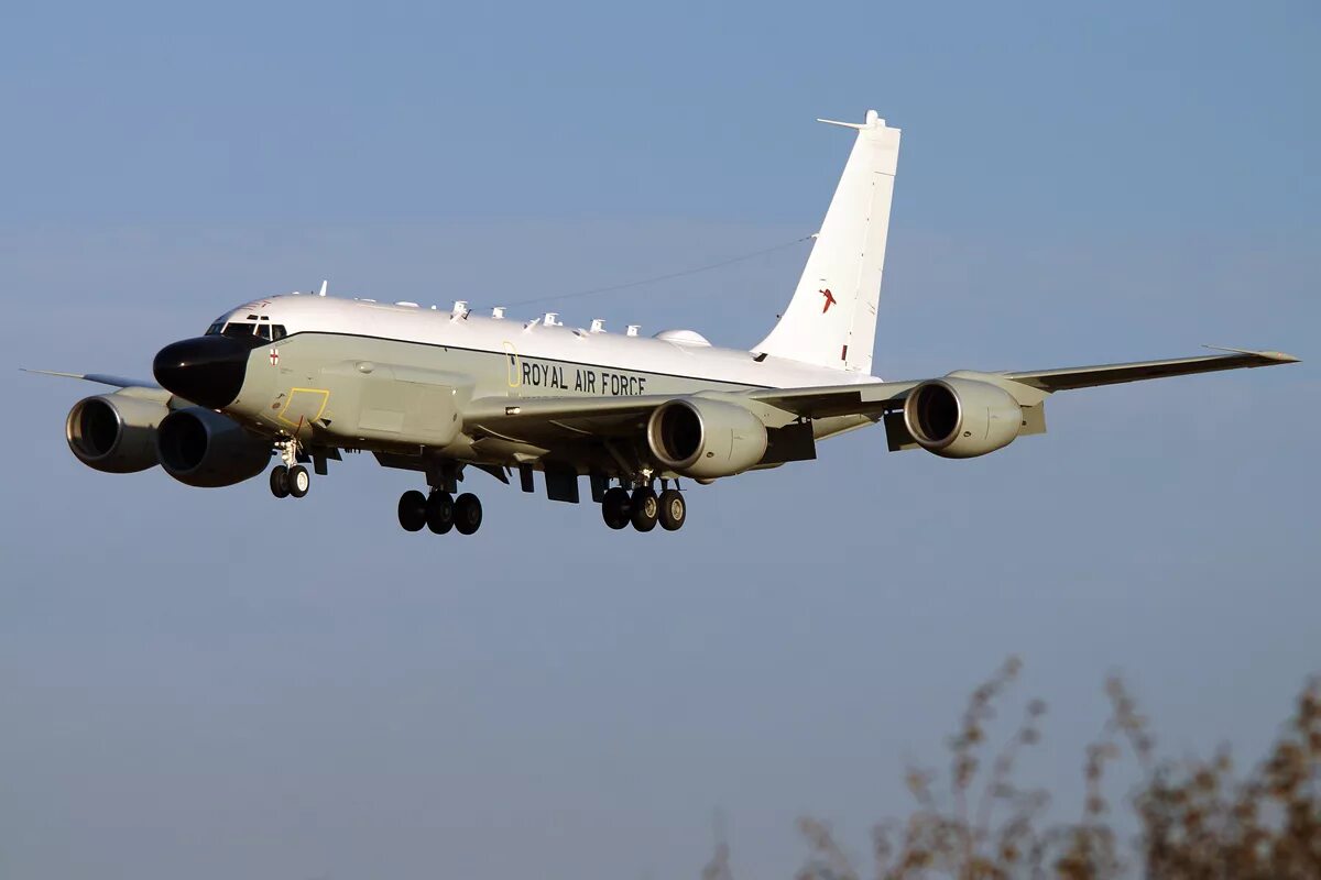 Rc 135w rivet joint. Ввс rc-135w rivet joint. boeing rc-135w. rc 135w самолет.