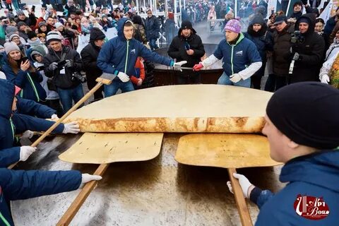 Большой блин на масленицу