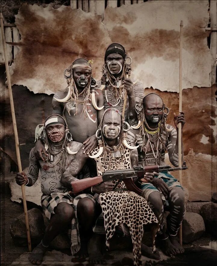 Дикие племена Африки Мурси. Tribe people