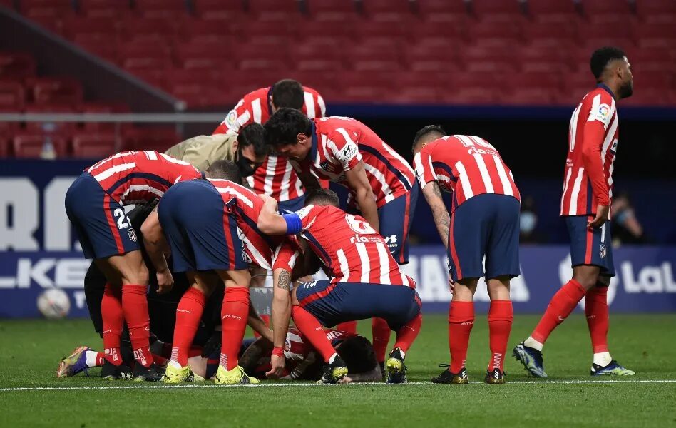 Не нарисованный клуб атлетико бавария и ливерпуль. Фом атлетико мадрид. Гризманн атлетико мадрид 2022. Станция "хетафе сентраль. Грезман.