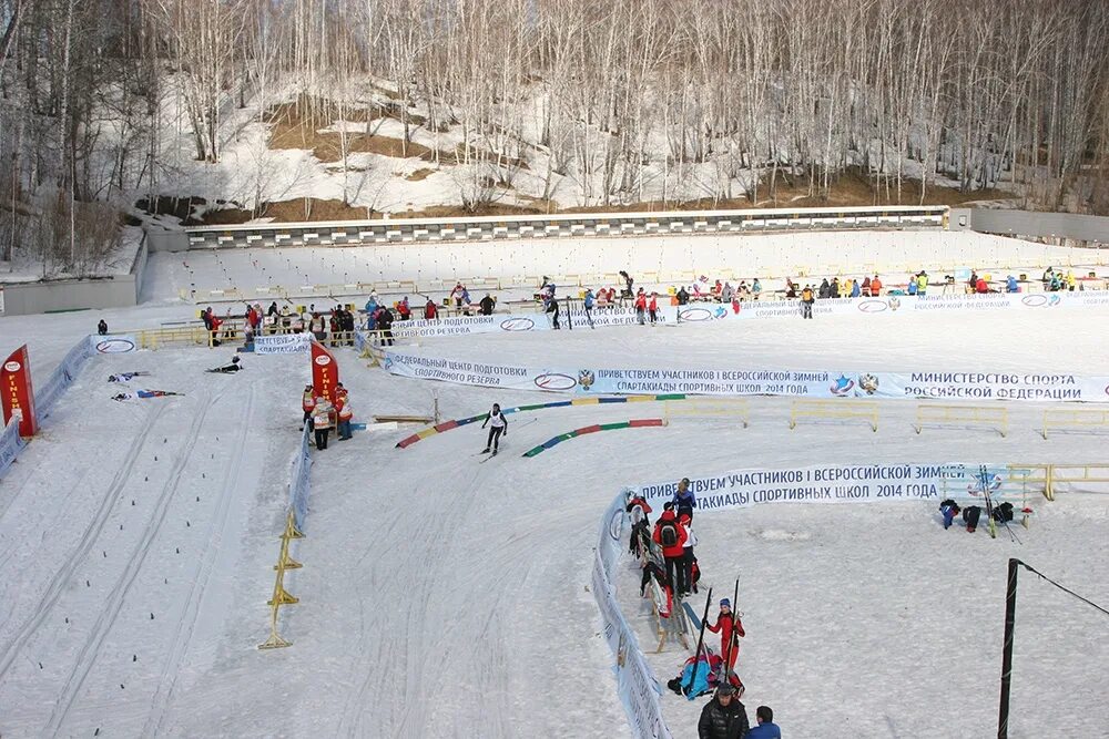 Нбк новосибирский биатлонный комплекс. Биатлонный комплекс новосибирск. биатлонная трасса новосибирск. новосибирский биатлонный комплекс трассы. комплекс биатлон новосибирск.