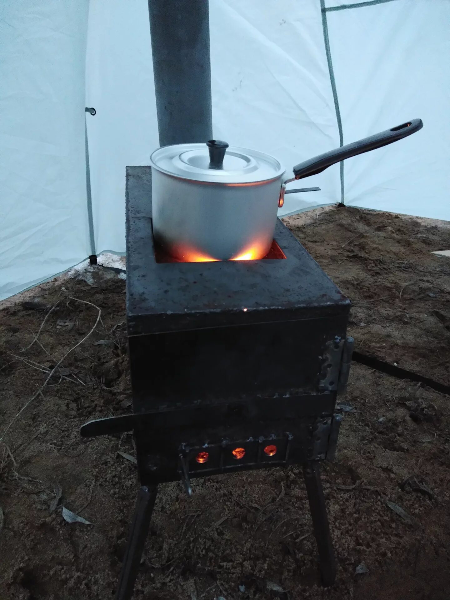 Походная печь gstove heat view xl camping stove. Походная печь gstove heat view xl camping stove. Мини печка для палатки loki. Печь буржуйка в зимнюю палатку стэк 2. Печь для зимней рыбалки на дровах.