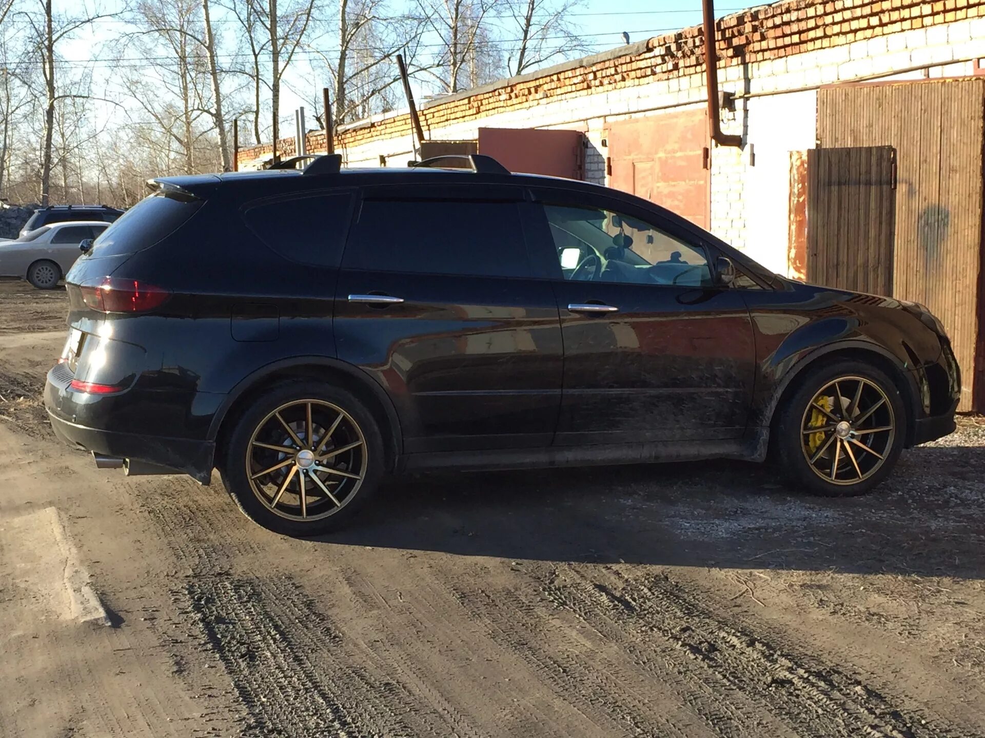 Subaru tribeca b9. Subaru tribeca b9 литье. Субару трибека шины. Subaru tribeca b9 обвес. Субару трибека шины.