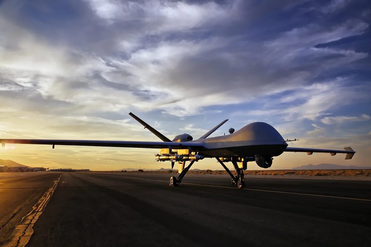 Unmanned aerial vehicle. Ударный дрон mq-9 Reaper. БПЛА mq-9. Беспилотник Рипер mq-9а. Беспилотники США mq-9 Reaper.