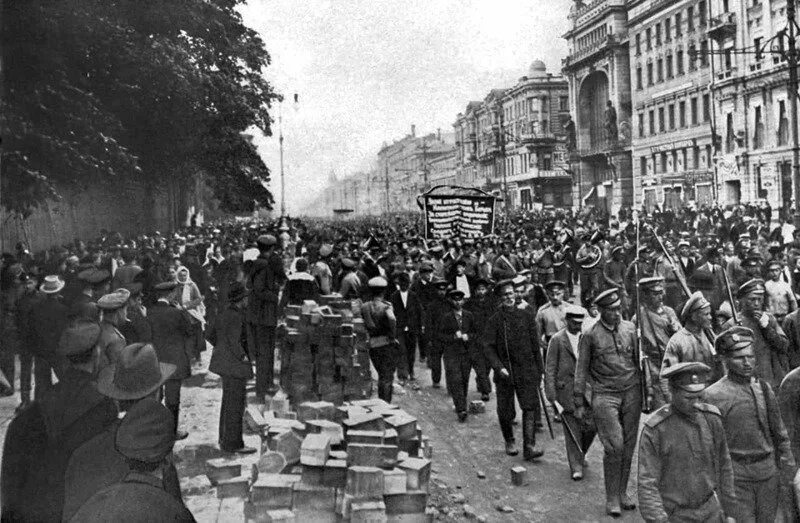 Время революции. Революция 1917 Петербург. Санкт-Петербург 1917 год. Революция 1917 Ленинград. Революционный Петроград год 1917.