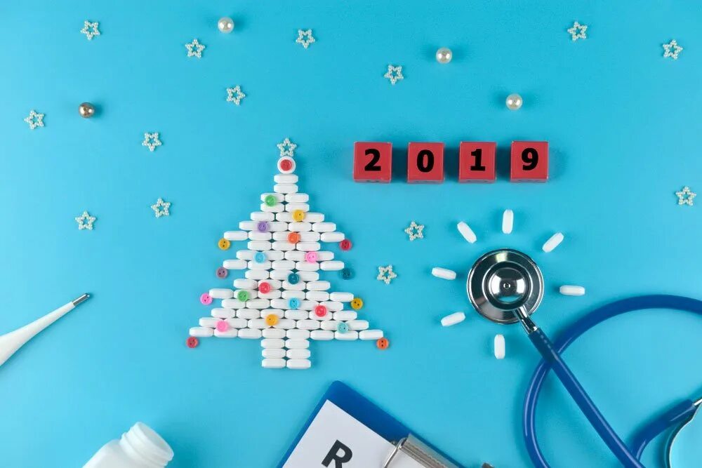Новый год медицина. Новый год медицина фон. Медицинские новогодние. Новый год и медицина картинки.