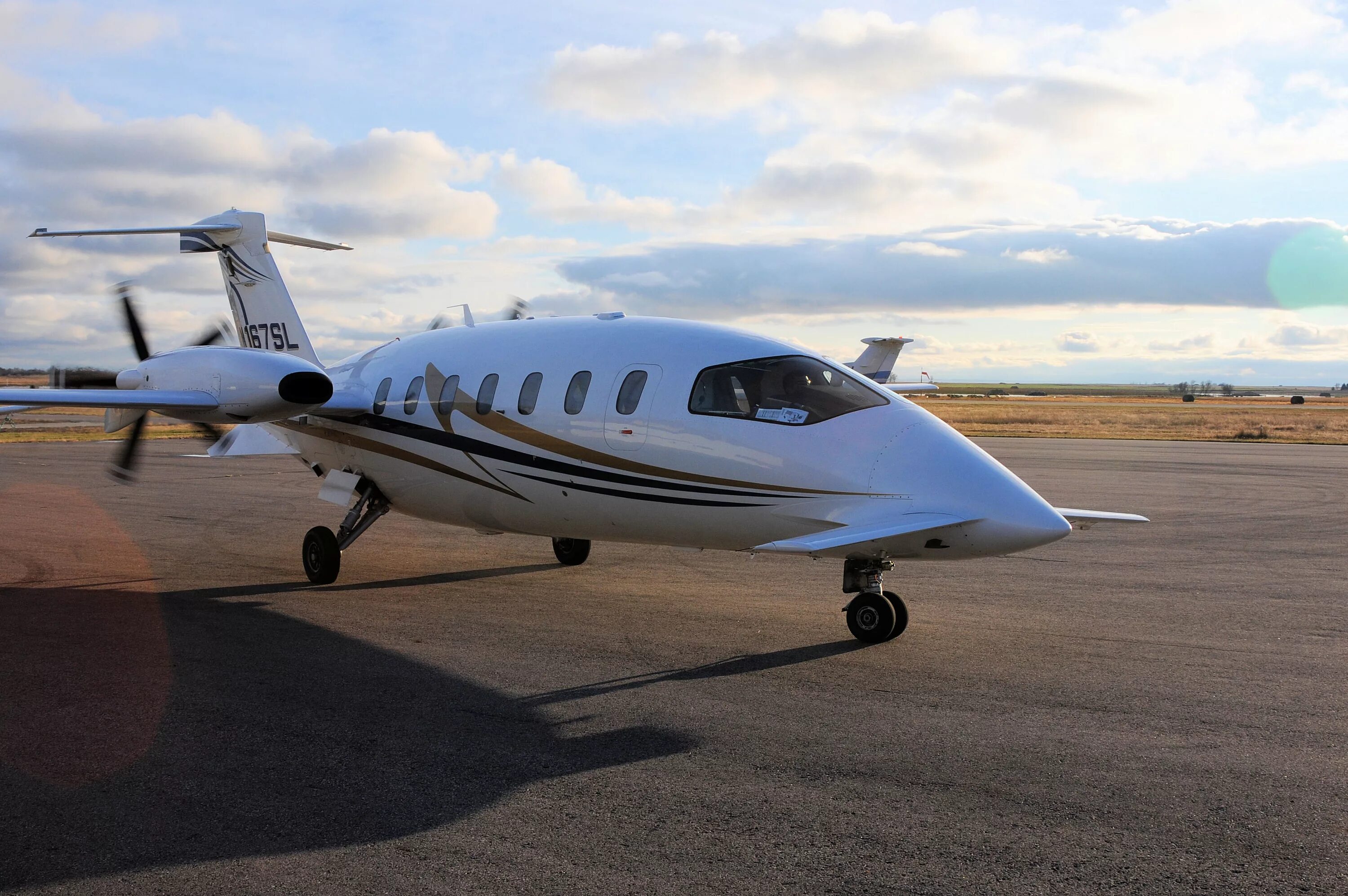 Р 180. Самолет piaggio p180 avanti ii. самолёт piaggio p.180 avanti. piaggio avanti турбовинтовой самолёт. р.180 avanti.