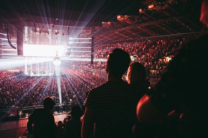 Ovo arena wembley. London ovo arena wembley. Манчестер арена. Олимпийский арена slipknot. Концертная площадка.