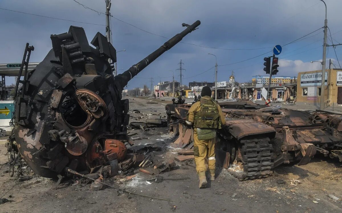 Подбитые танки в Мариуполе. Украина сегодня 22 03 2024