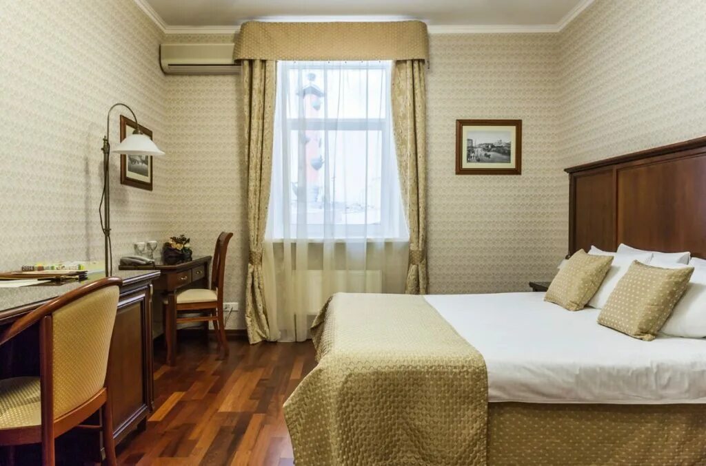 Отель деметра арт отель санкт-петербург. Golden triangle hotel санкт-петербург логотип. Отель the bridge hotel 4* санкт-петербург. Деметра арт отель 4. Отель санкт-петербург 4.