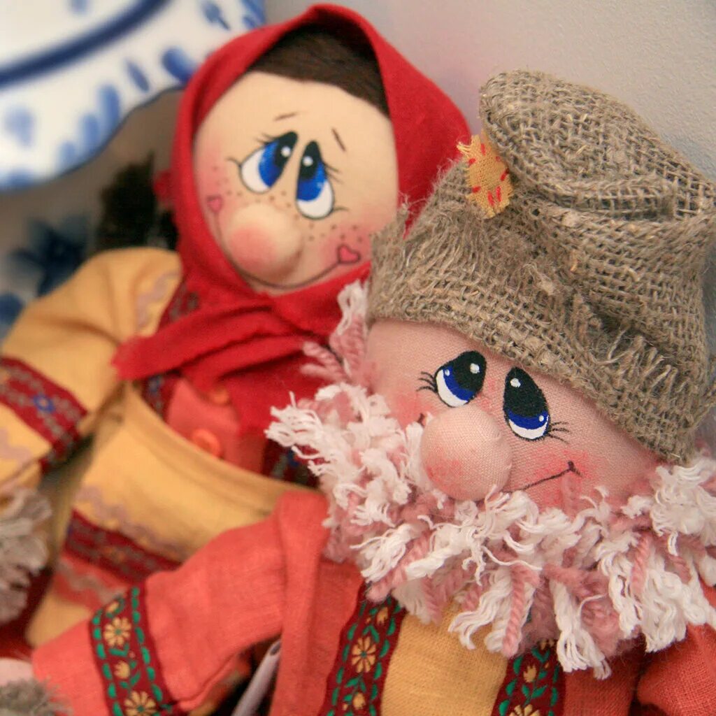 арт студия кострома. 44 школа кострома. домовые игрушки. школа искусств нея костромской области. арт студия.