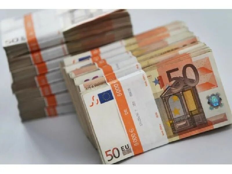 3 000 евро. Пачки евро. 500 000 Евро. Миллион евро. Пачки евро фото.